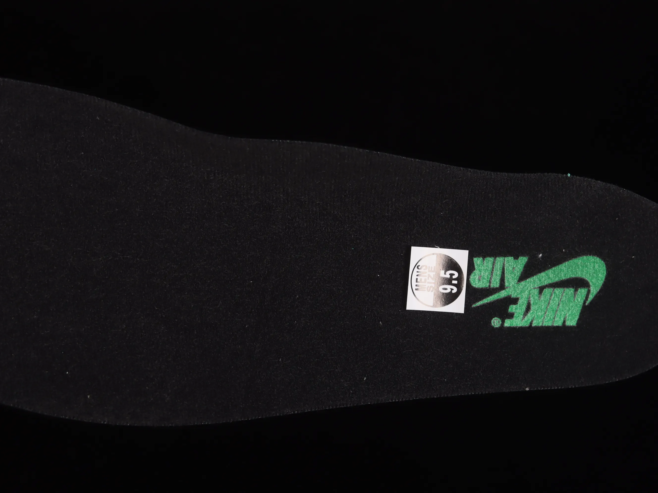 All categories Air Jordan Jordan series basketball shoes Air Jordan 1 High LJR version Air Jordan 1 High OG "Lucky Green" AJ1 Joe 1 Celtics Black Green Toe DZ5485-031
